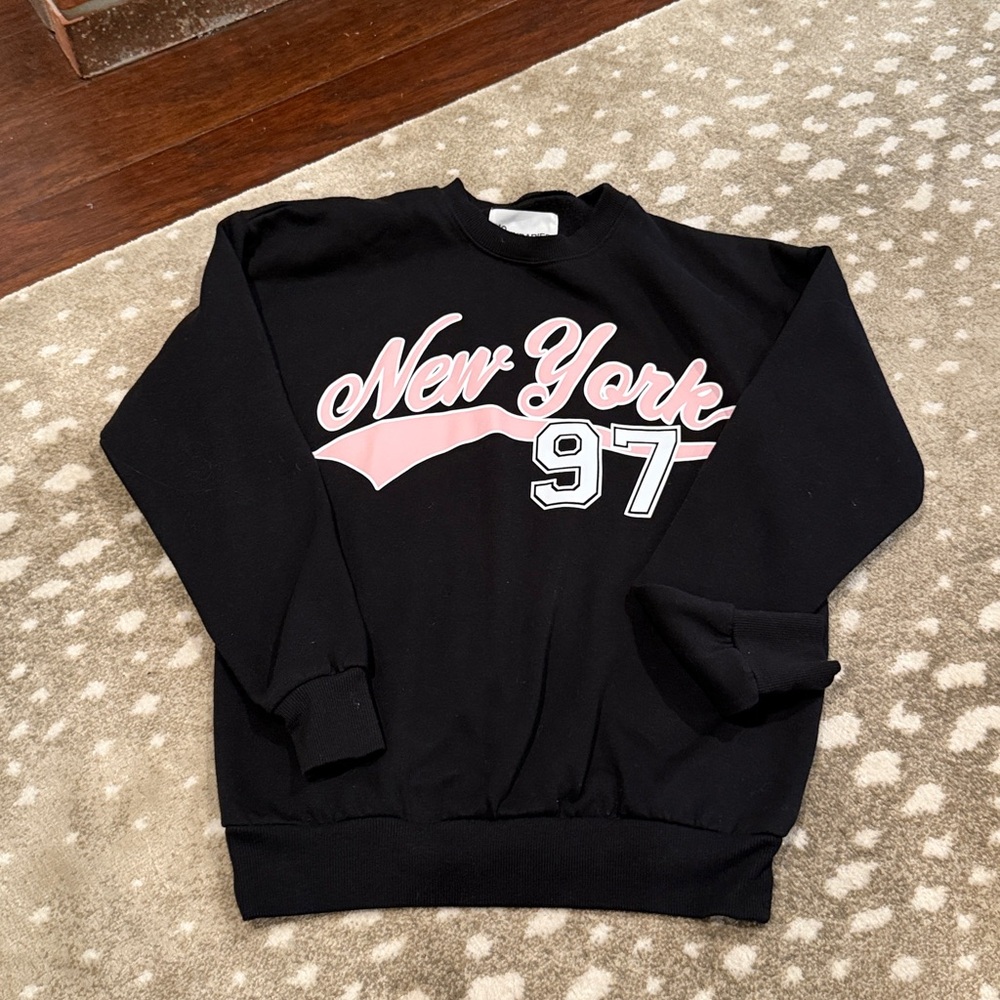 No Boundaries Black Pullover Sweater. Size XXS